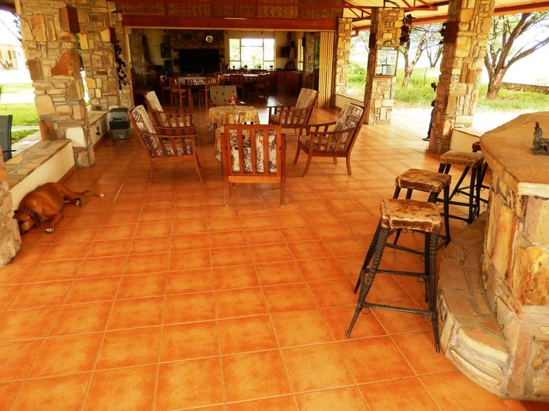 Отель Dornhuegel Guestfarm Grootfontein Экстерьер фото